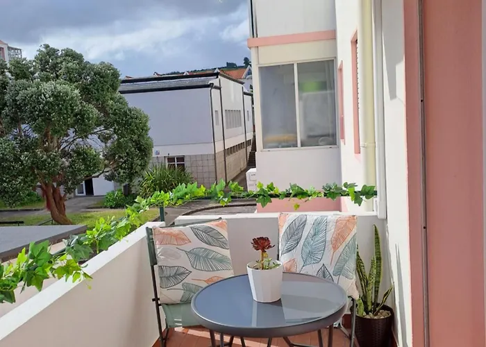 Serenite 蓬塔德尔加达